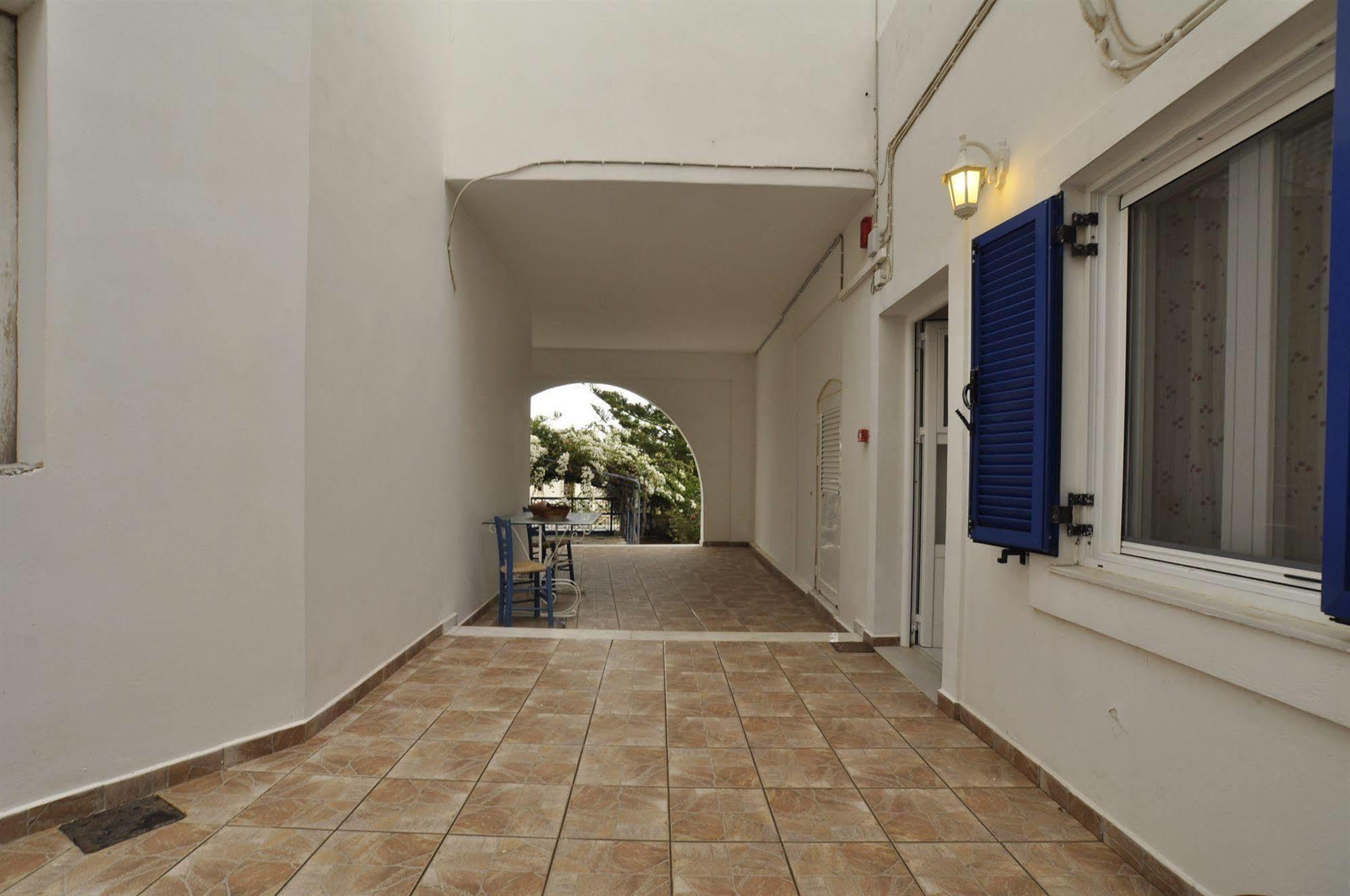 Manos Apartments Mégas Yialós-Nítes Kültér fotó
