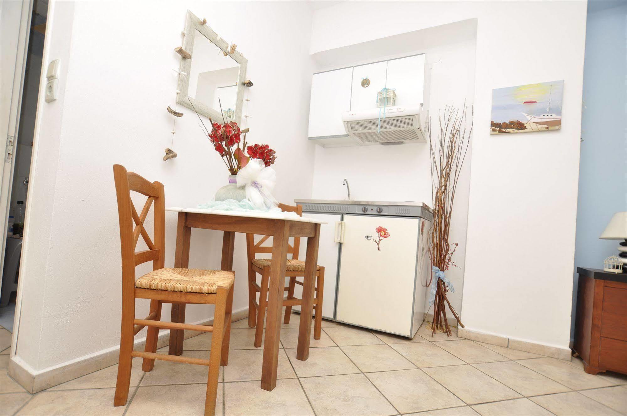 Manos Apartments Mégas Yialós-Nítes Kültér fotó