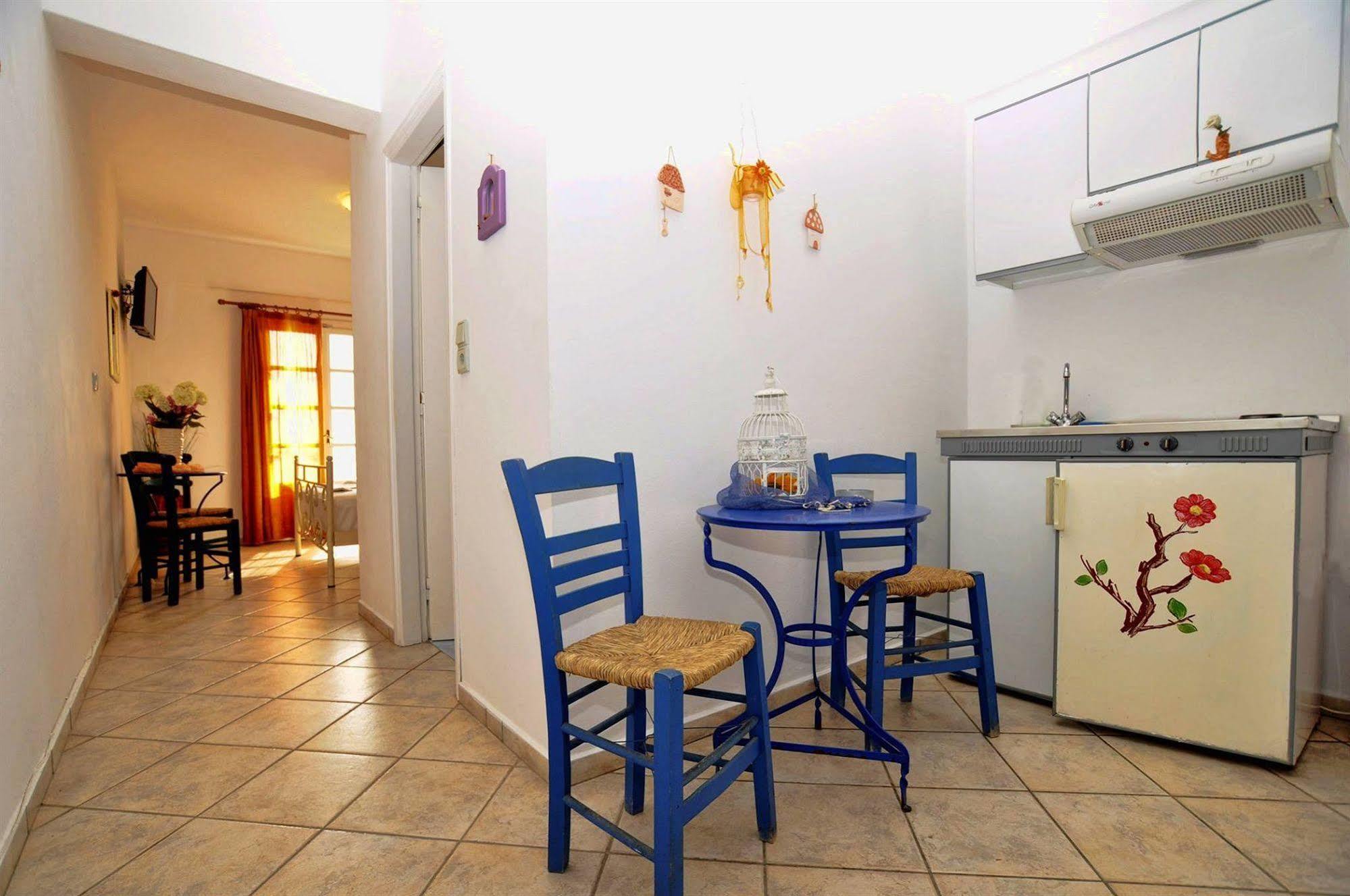 Manos Apartments Mégas Yialós-Nítes Kültér fotó